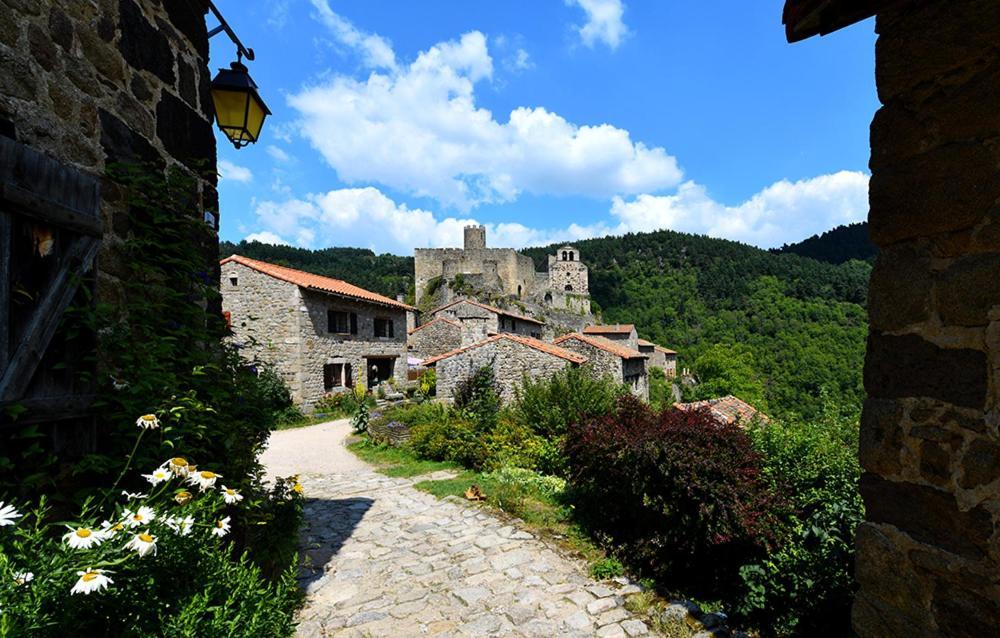 Les Gites Du Val Valprivas Ngoại thất bức ảnh